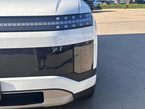 2026 Hyundai IONIQ 9 S