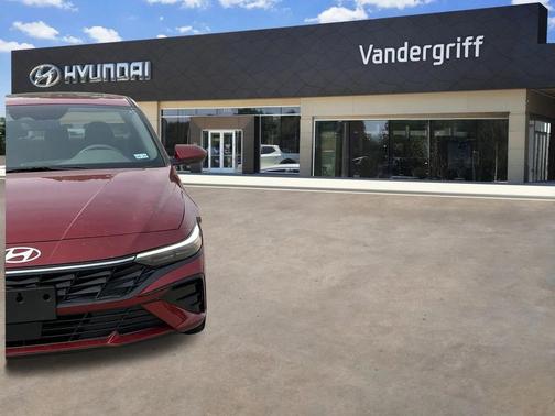 2025 Hyundai ELANTRA SEL