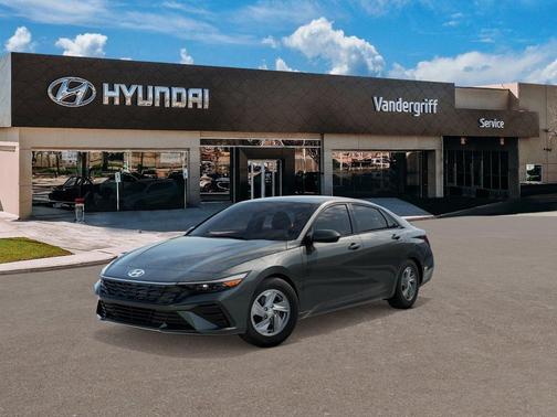 2025 Hyundai ELANTRA SE