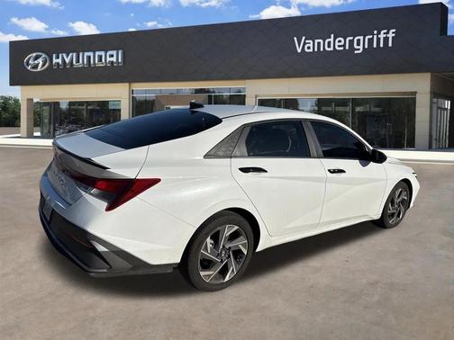 2025 Hyundai ELANTRA Sport