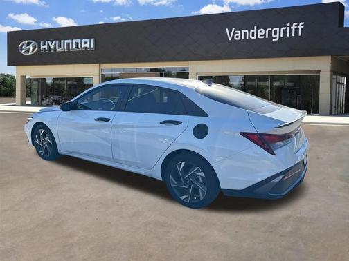 2025 Hyundai ELANTRA Sport