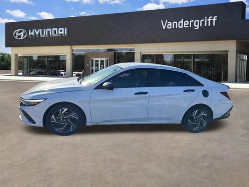 2025 Hyundai ELANTRA Sport