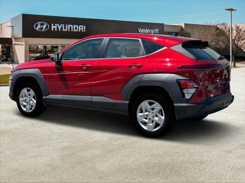 2025 Hyundai KONA SE