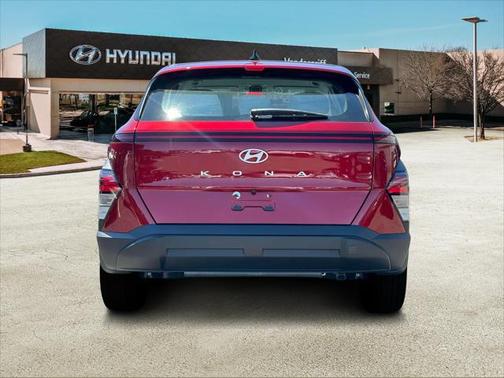 2025 Hyundai KONA SE