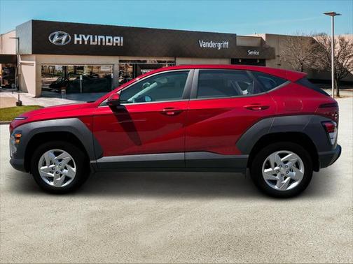2025 Hyundai KONA SE