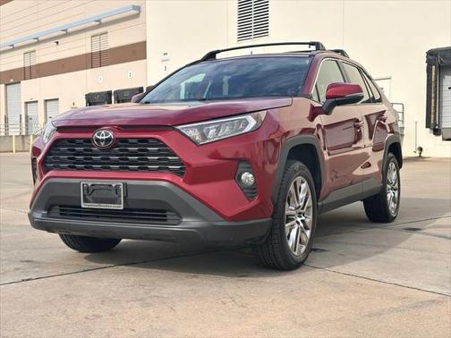 2020 Toyota RAV4 XLE Premium
