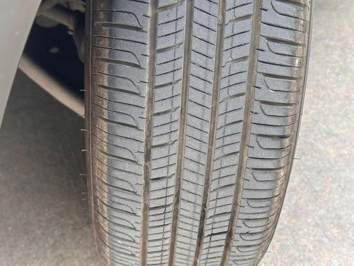 2025 Hyundai VENUE SE