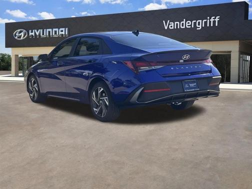 2025 Hyundai ELANTRA Sport