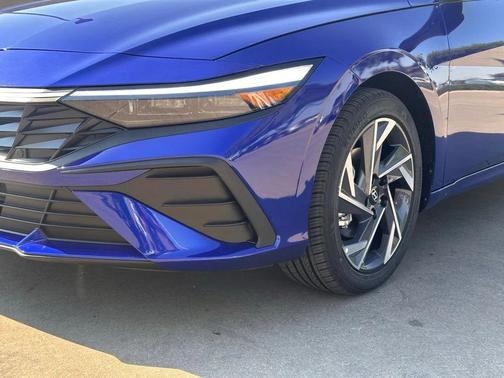 2025 Hyundai ELANTRA Sport