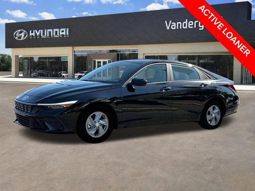 2025 Hyundai ELANTRA SE