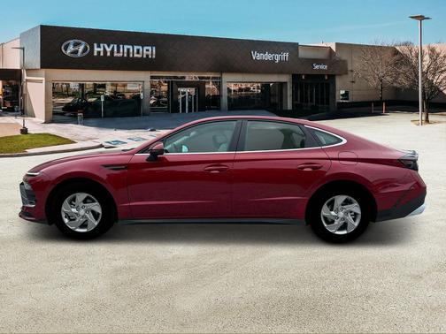 2025 Hyundai SONATA SE