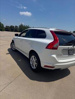 2015 Volvo XC60 T5 Platinum