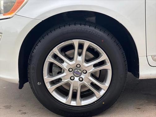 2015 Volvo XC60 T5 Platinum