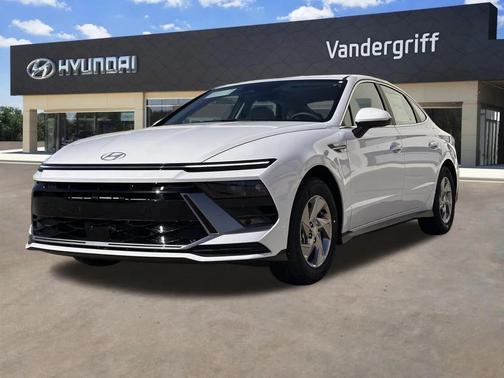 2025 Hyundai SONATA SE