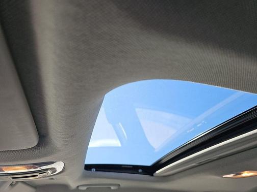 2024 Hyundai ELANTRA HEV Limited