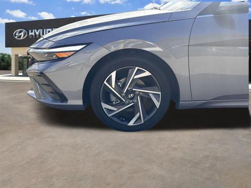 2024 Hyundai ELANTRA HEV Limited