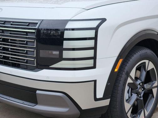 Creamy White Pearl 2026 Hyundai Palisade Hybrid Limited
