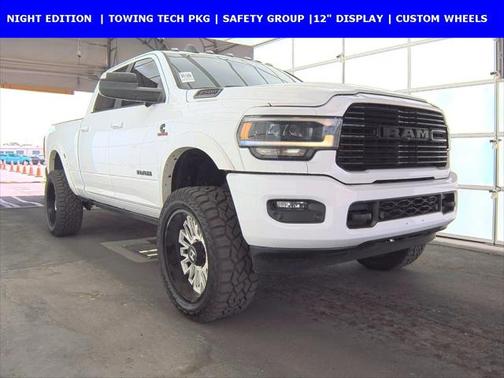 2019 RAM 2500 Laramie Crew Cab 4x4 6'4' Box
