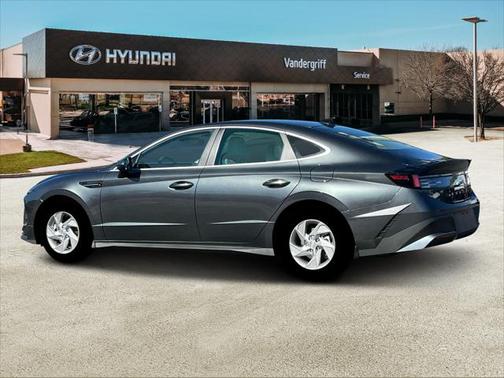 2025 Hyundai SONATA SE