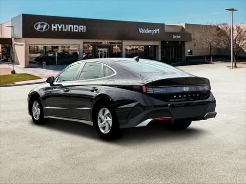 2025 Hyundai SONATA SE