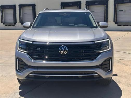 2025 Volkswagen Atlas 2.0T SEL Premium R-Line 4MOTION