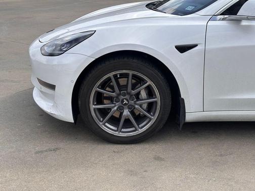 2020 Tesla Model 3 Standard Range