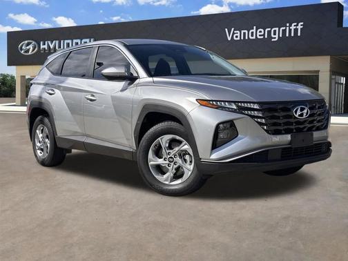 2023 Hyundai TUCSON SE