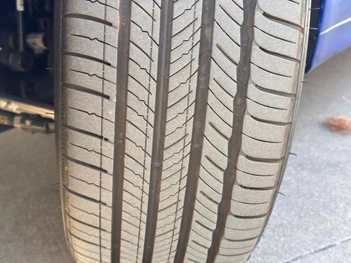 2025 Genesis G70 3.3T AWD Sport Advanced