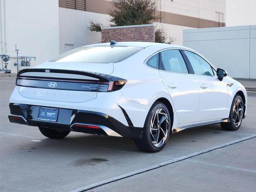 2026 Hyundai SONATA SEL