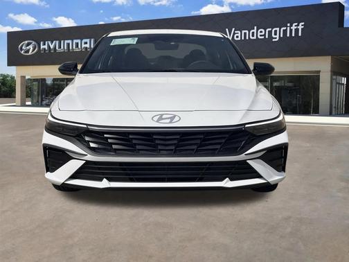 2025 Hyundai ELANTRA Sport