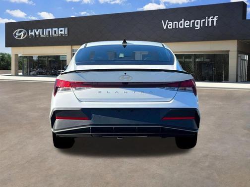 2025 Hyundai ELANTRA Sport