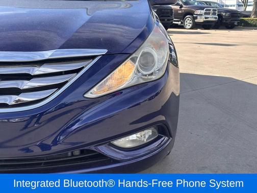 2011 Hyundai SONATA Limited