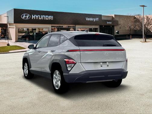 2026 Hyundai KONA SE