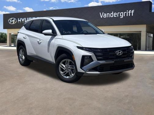 Serenity White Pearl 2026 Hyundai TUCSON SE