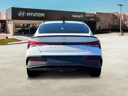 2025 Hyundai ELANTRA Sport