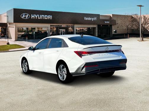 2025 Hyundai ELANTRA Sport