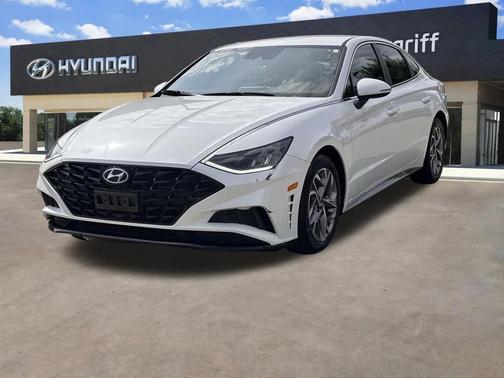 2022 Hyundai SONATA SEL