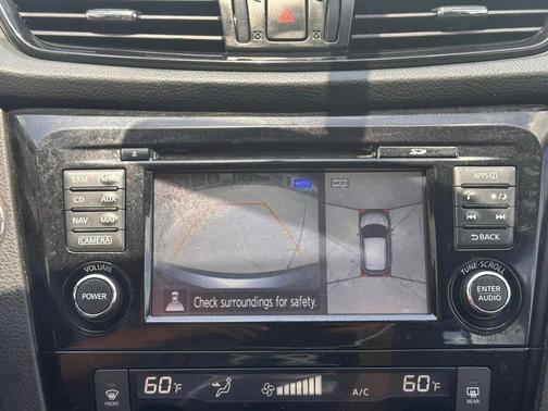 2017 Nissan Rogue Sport SV
