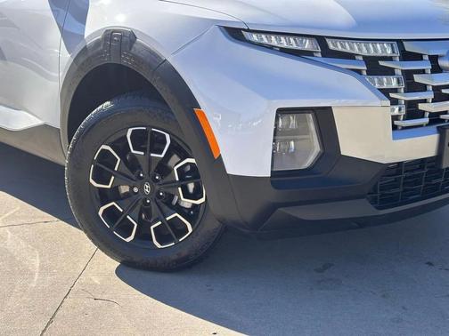 2024 Hyundai SANTA CRUZ SE