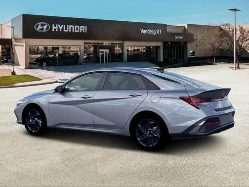 2026 Hyundai ELANTRA HEV SEL Sport