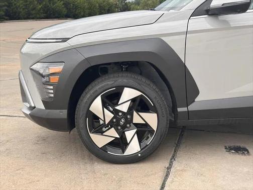 2025 Hyundai KONA Limited