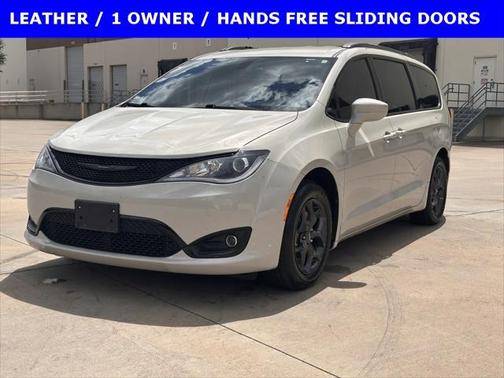 2020 Chrysler Pacifica Touring-L Plus