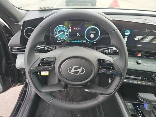 2025 Hyundai ELANTRA HEV Limited