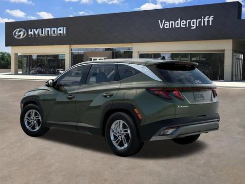 2026 Hyundai TUCSON SE