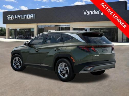 2026 Hyundai TUCSON SE