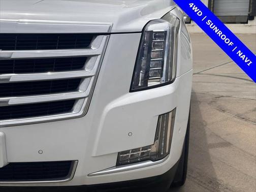 2019 Cadillac Escalade Luxury