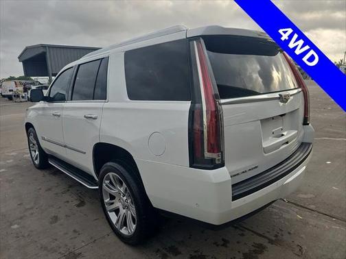 2019 Cadillac Escalade Luxury