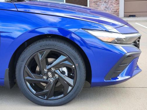 2026 Hyundai ELANTRA Sport