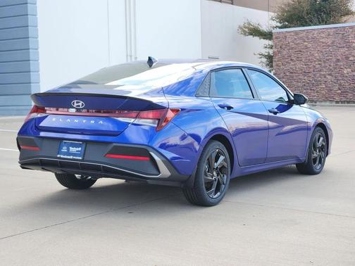 2026 Hyundai ELANTRA Sport