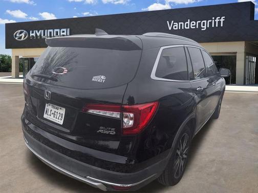 2020 Honda Pilot AWD Elite